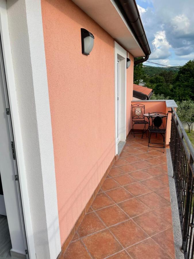 Apartma Mija-Dekani Exteriér fotografie